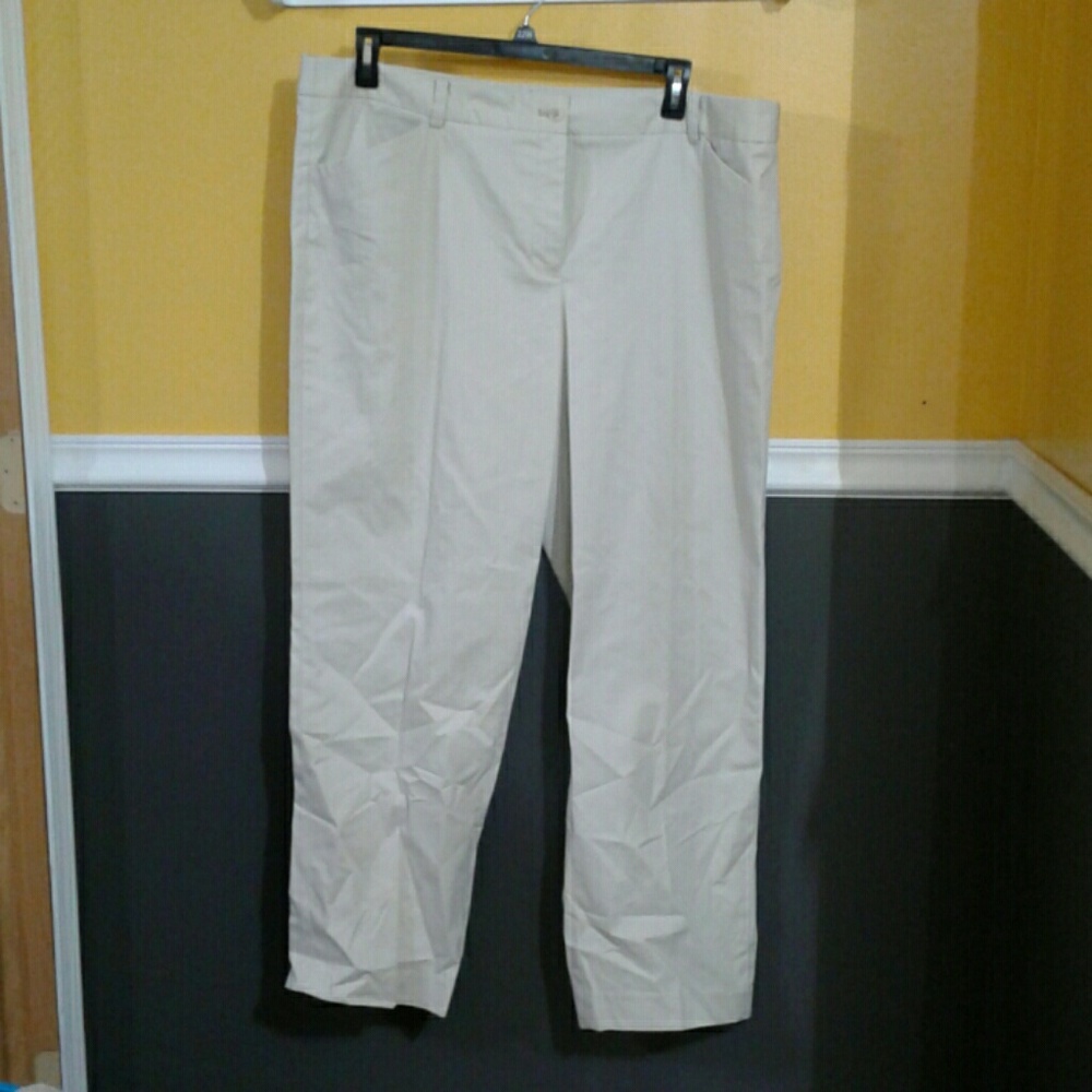 Jones new york stretch khaki